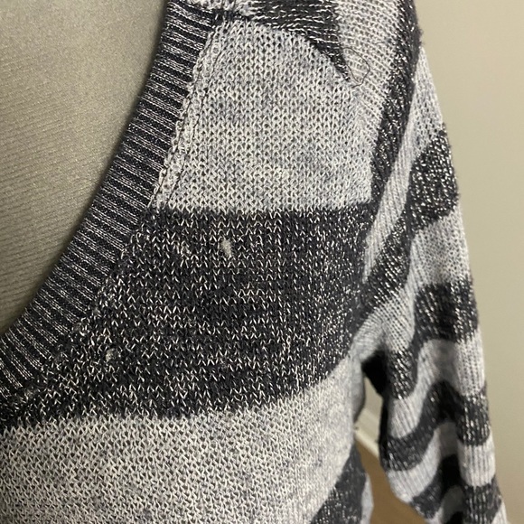 Soft Joie Joie Metallic Striped Sweater - Picture 4 of 6